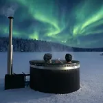 Sonka Grand With Private Sauna & Hot Tub Villa *