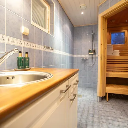 Sonka Grand With Private Sauna & Hot Tub Villa