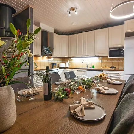 Villa Sonka Grand With Private Sauna & Hot Tub Rovaniemi