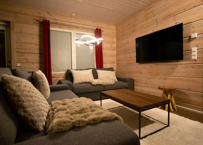 Sonka Grand With Private Sauna & Hot Tub Villa *